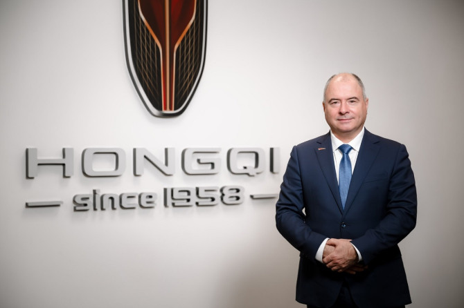 Все о премьерах Hongqi в России. Интервью с Иваном Савельевым, Исполнительным директором Hongqi в России, для Autonews (РБК)