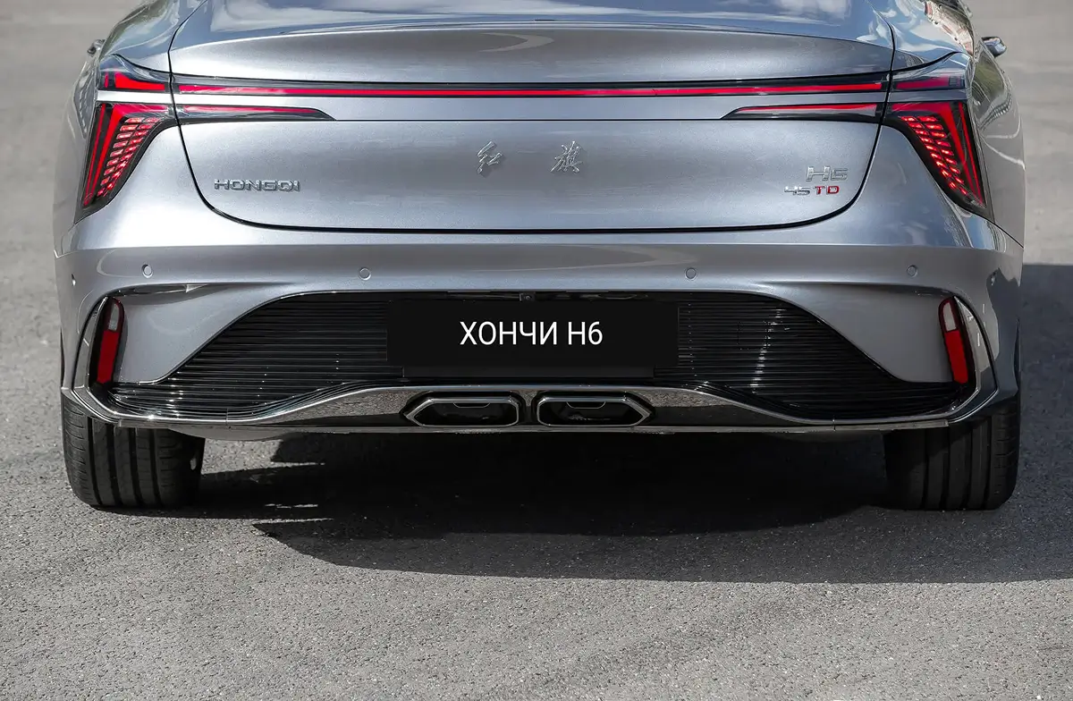 Сдвоенные выхлопные трубы