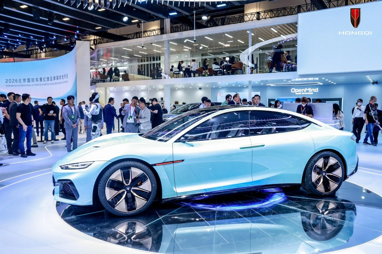 HONGQI НА AUTO CHINA 2026. НОВАЯ ГЛОБАЛЬНАЯ СТРАТЕГИЯ И РАСШИРЕНИЕ ЛИНЕЙКИ ВНЕДОРОЖНИКОВ
