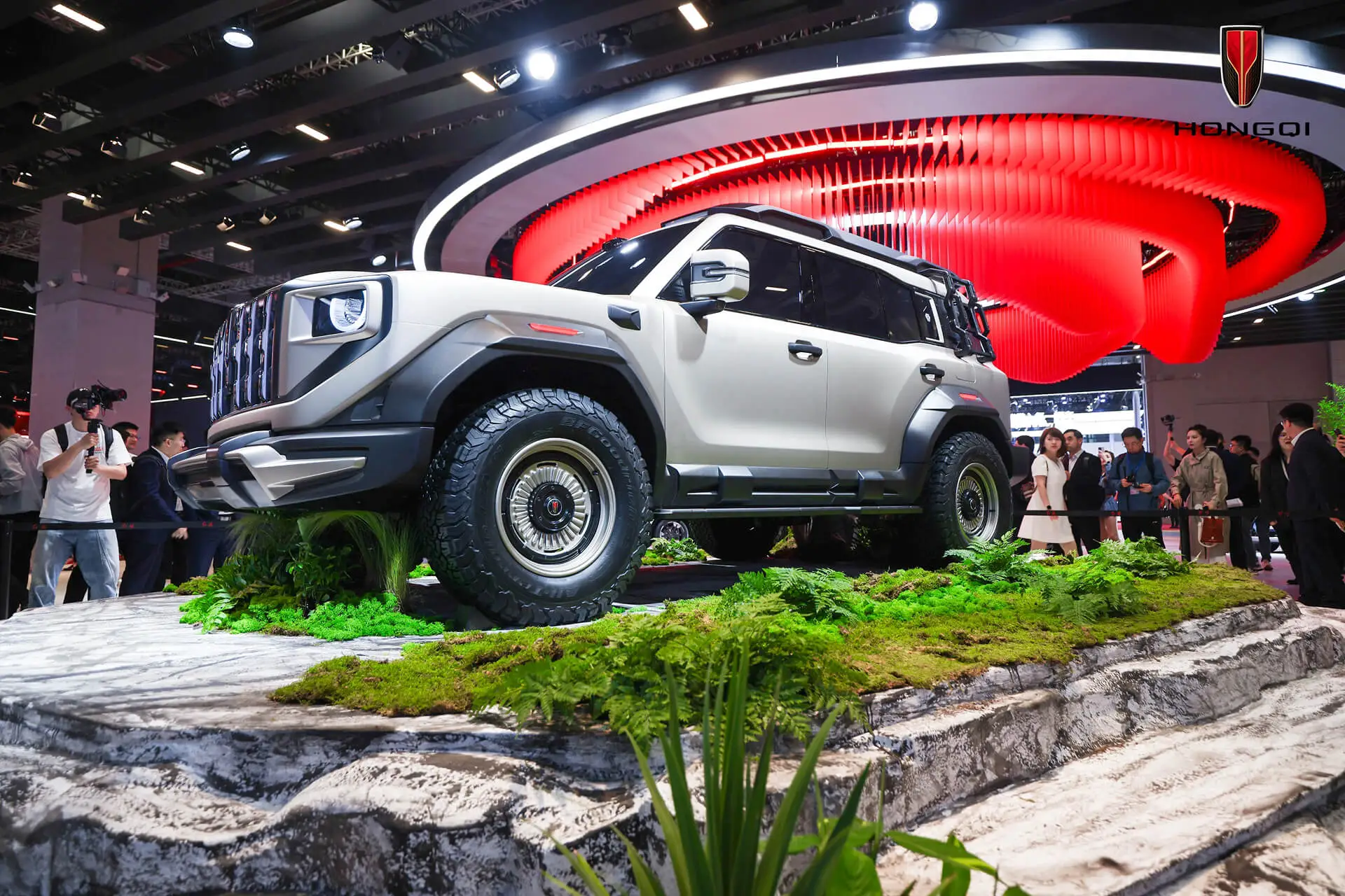 HONGQI на Пекинском международном автосалоне-2026