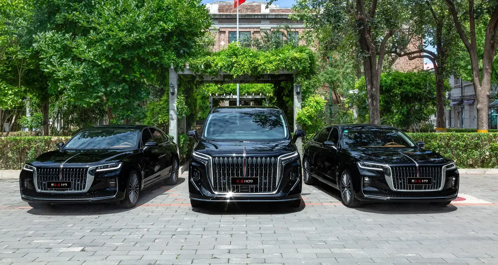 HONGQI 2025: ИТОГИ ГЛОБАЛЬНЫХ ПРОДАЖ, РАЗВИТИЕ И ИННОВАЦИИ