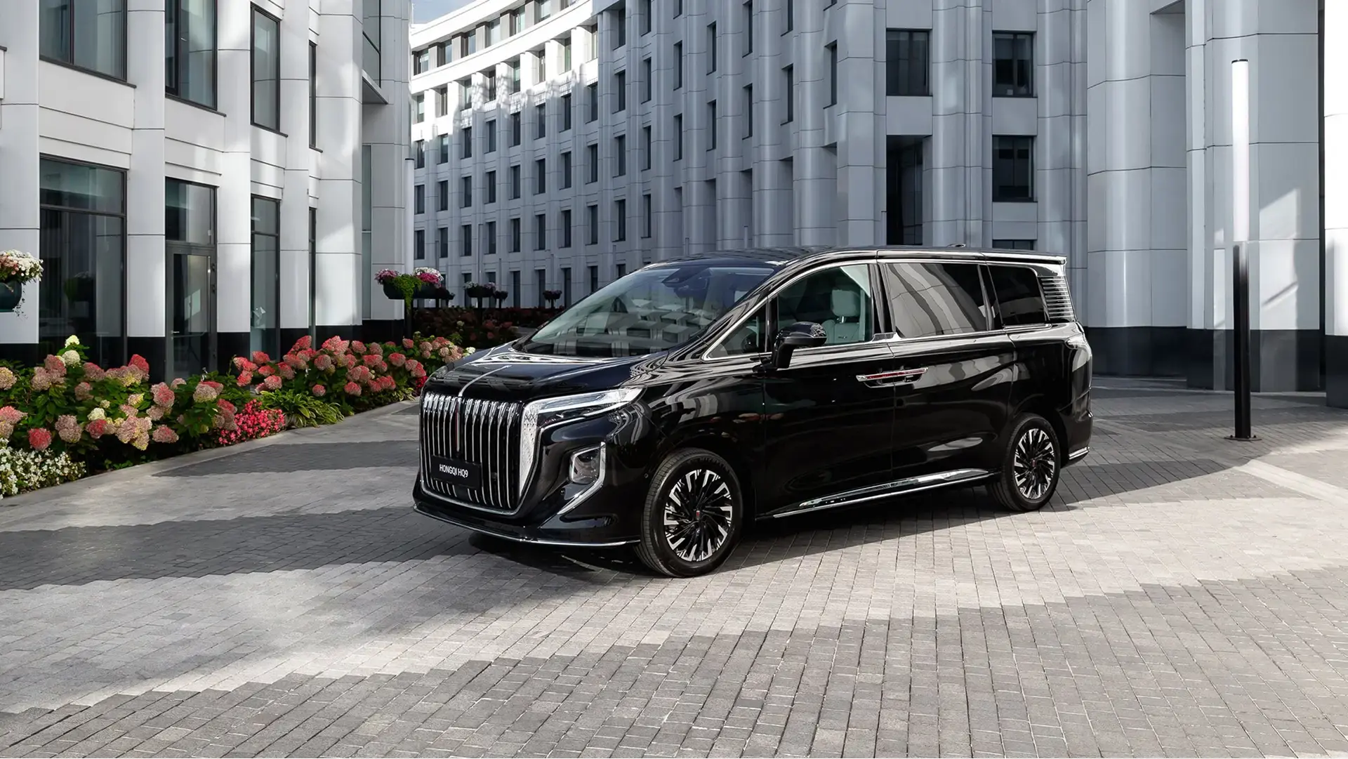 HONGQI предоставит автомобили для 80-летия Парада Победы