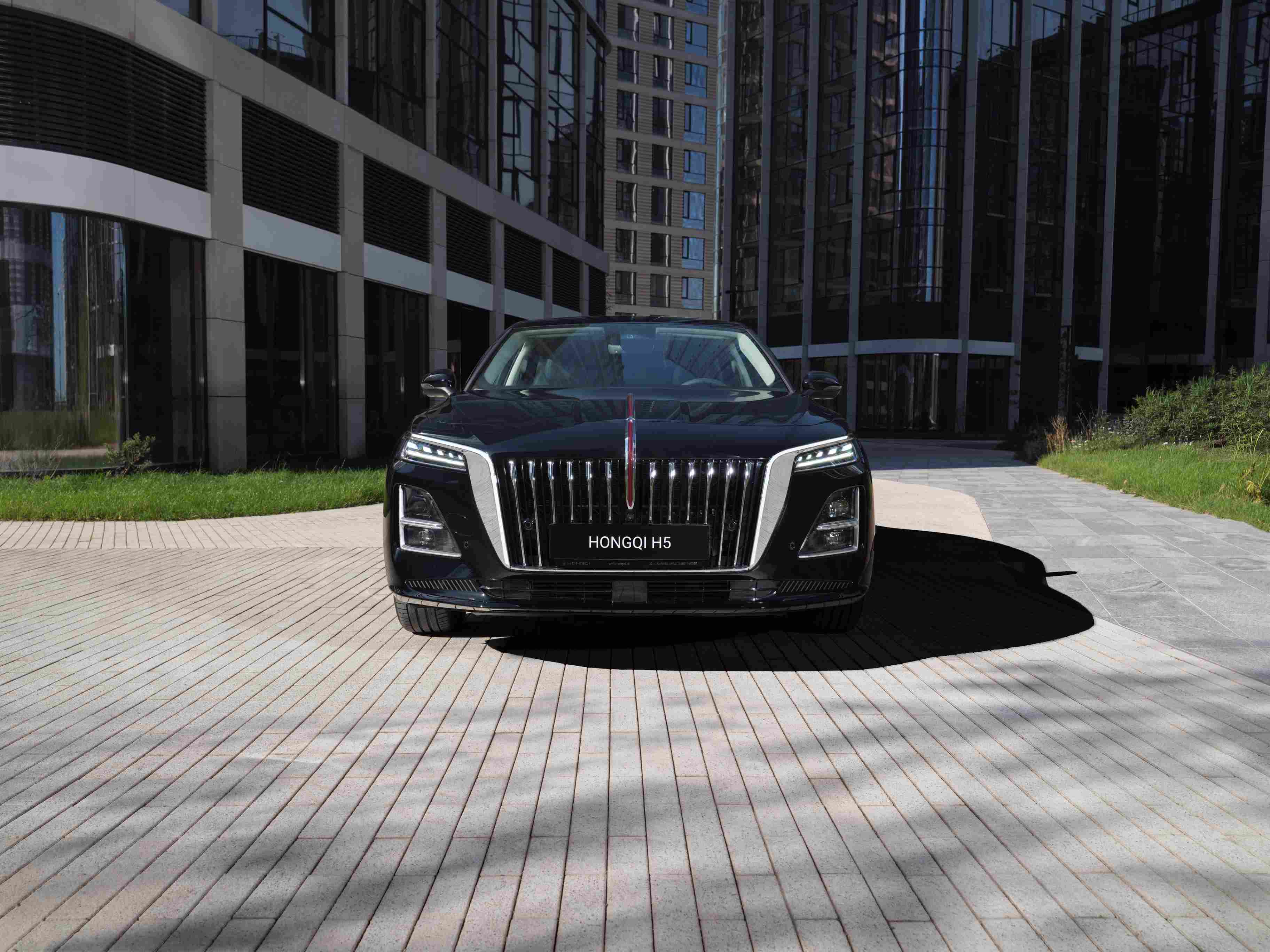 Больше новостей о Hongqi H5