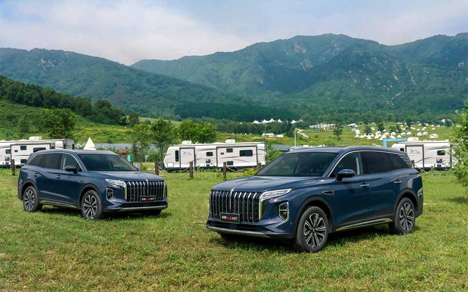 HONGQI HS7 в интервью с Иваном Савельевым для Autonews (РБК)