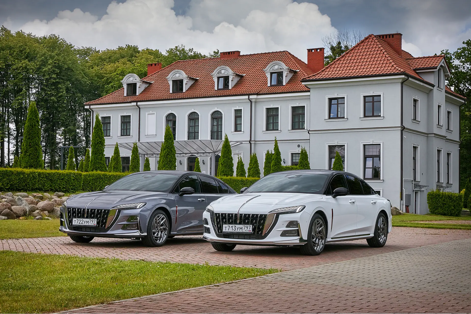 HONGQI проведет тест-драйв нового лифтбека H6 в Калининградской области