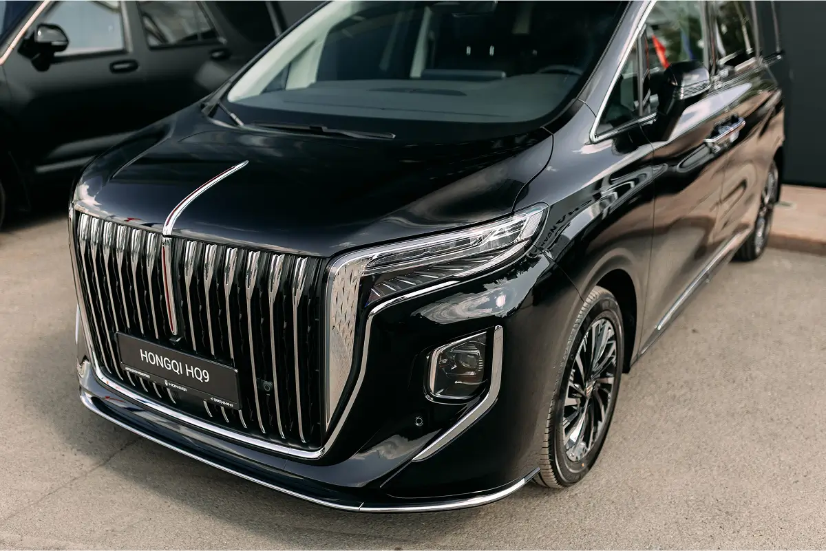 HONGQI в кадре: завершены съемки сериала «Холод»