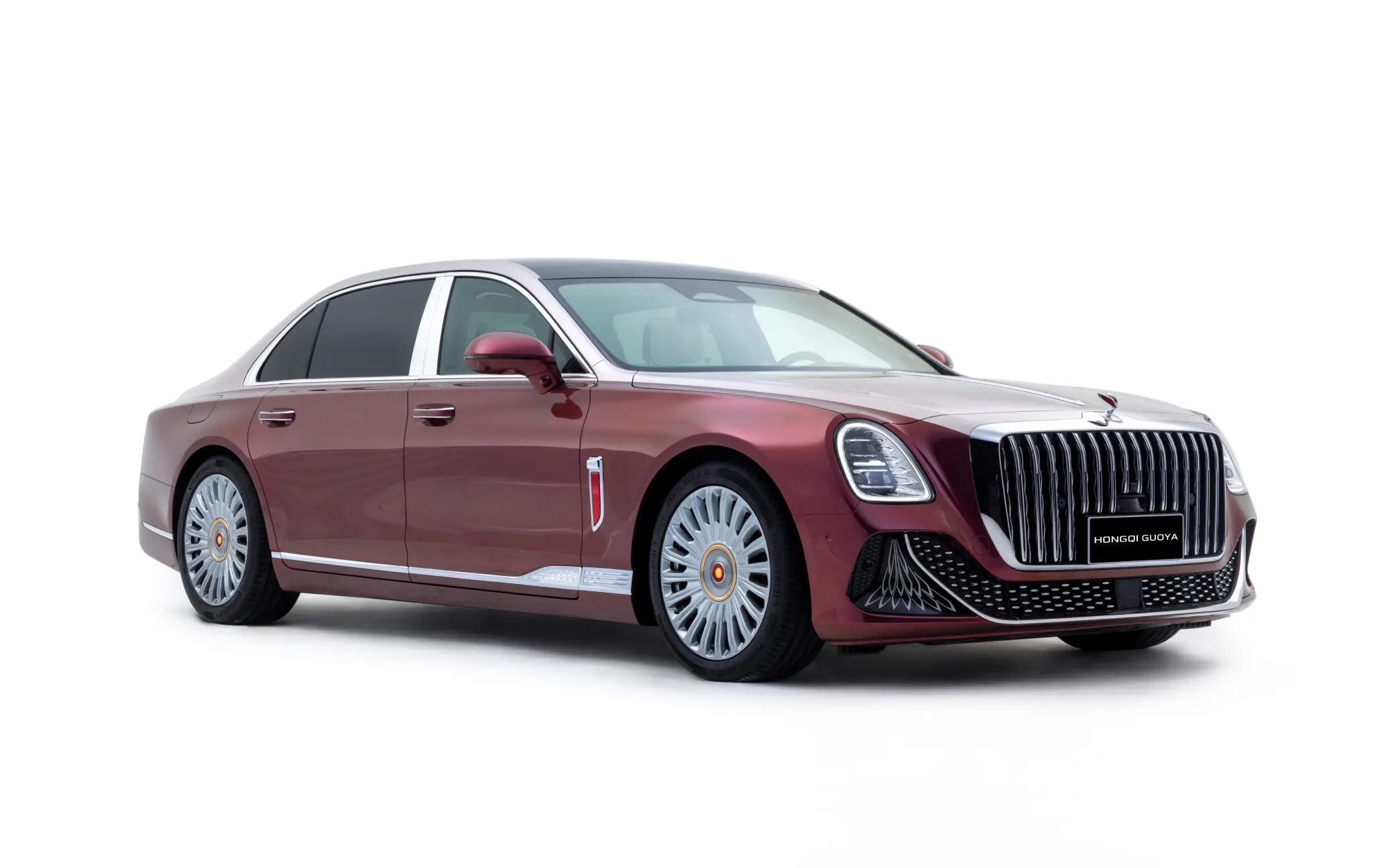 HONGQI ГОТОВИТСЯ К ДЕБЮТУ В РОССИИ:  ФЛАГМАНСКИЙ СЕДАН GUOYA (L1) ПОЛУЧИЛ СЕРТИФИКАЦИЮ