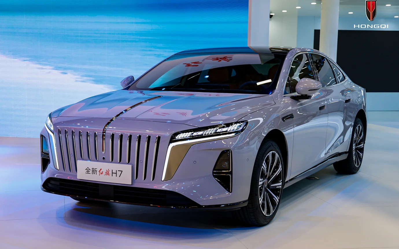 HONGQI H7 2026: СТАРТ ПРОДАЖ В КИТАЕ 