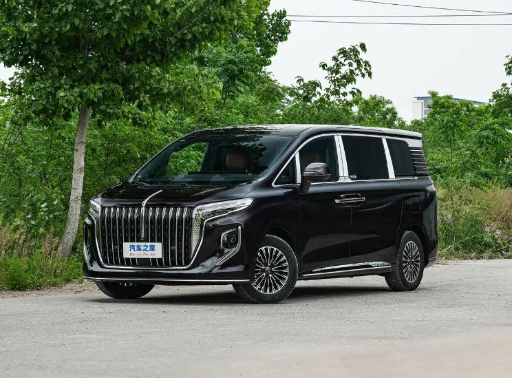 ПРЕМЬЕРЫ HONGQI НА АВТОСАЛОНЕ В ЧЭНДУ